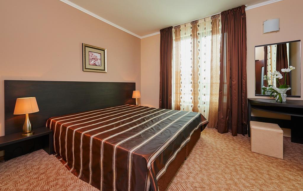 Central Plaza Pomorie Zimmer foto