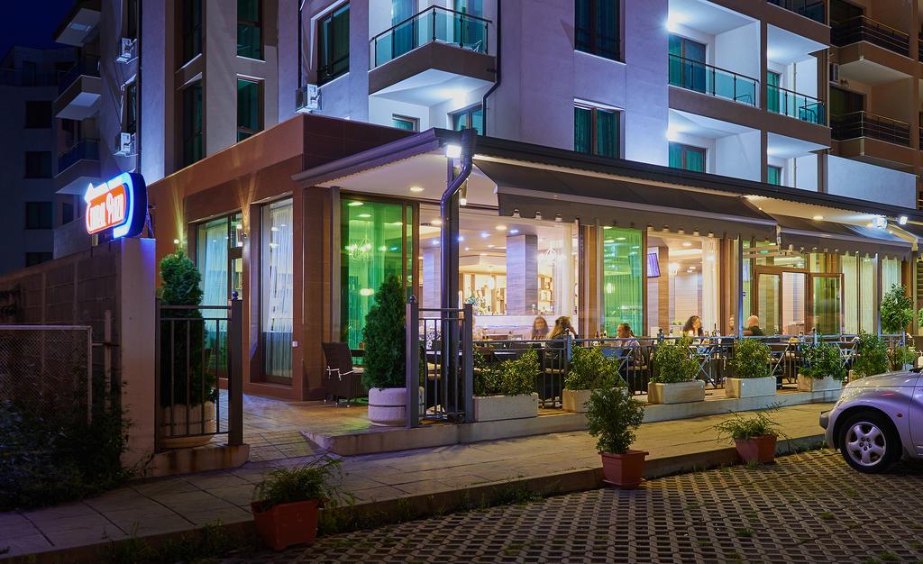 Central Plaza Pomorie Exterior foto